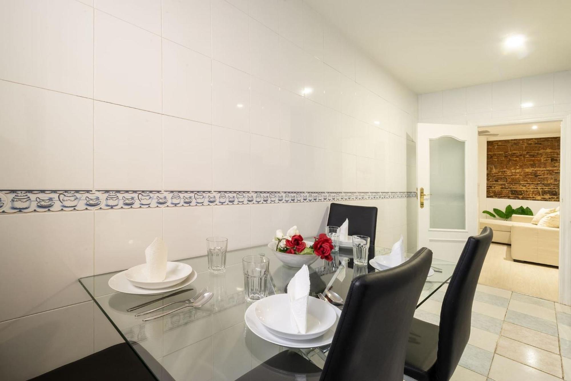 Apartamentos Day Madrid Tribunal Centro Gran Via Sol Zewnętrze zdjęcie