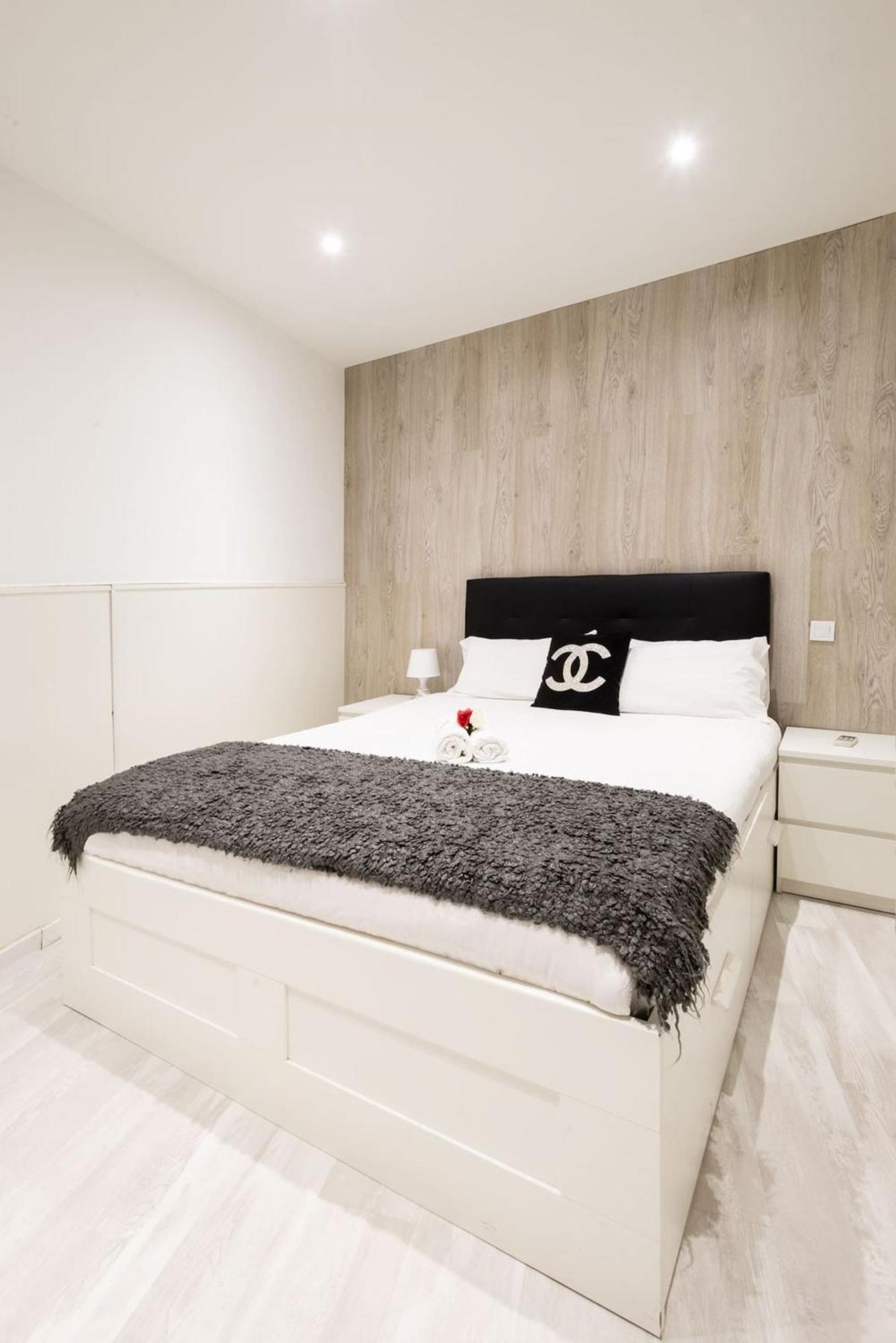 Apartamentos Day Madrid Tribunal Centro Gran Via Sol Zewnętrze zdjęcie