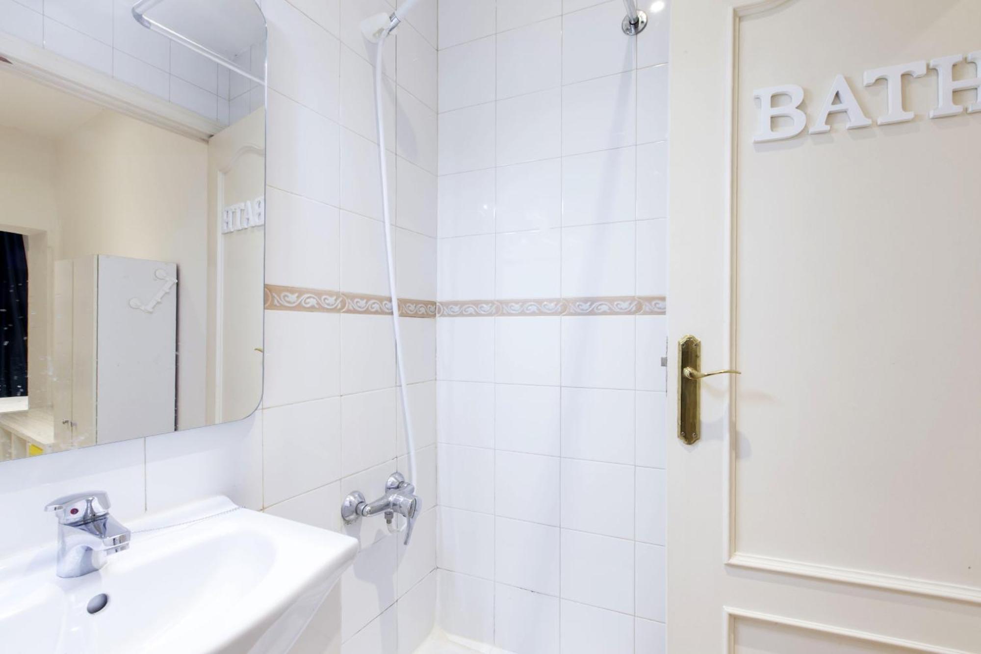 Apartamentos Day Madrid Tribunal Centro Gran Via Sol Zewnętrze zdjęcie